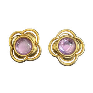 Vintage Trifari Quatrefoil Clip Earrings Purple Lucite Cabochon Gold Tone 1"